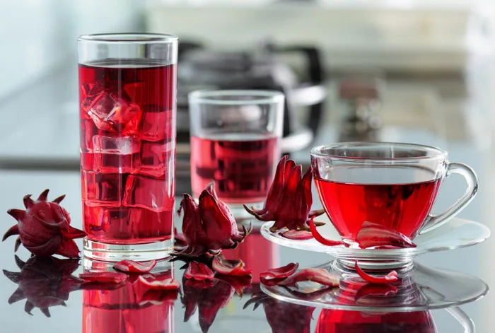 9 lợi ích của trà hoa atiso đỏ với sức khỏe