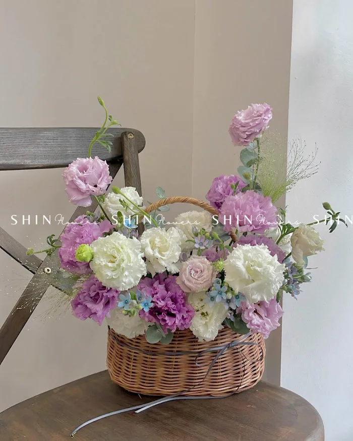 Giỏ Hoa Cát Tường Chúc Mừng H043 - SHIN Flowers
