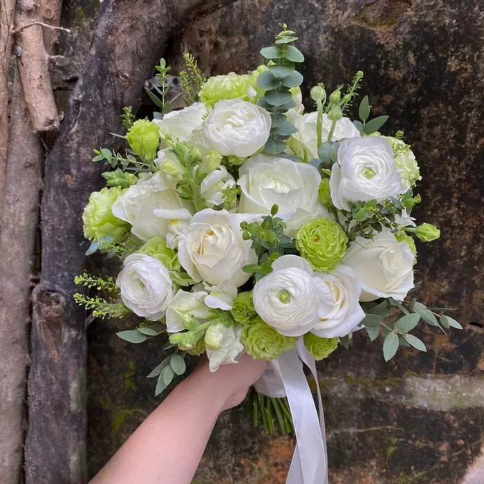 20+ Mẫu Hoa Cưới Cát Tường Cô Dâu Cưới Cầm Tay Sang Trọng