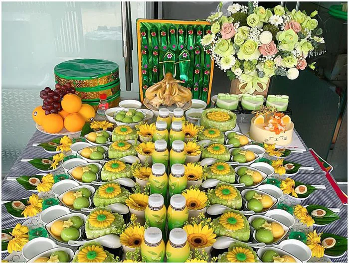 Hoa Cúng Thôi Nôi Đầy Tháng Bé Trai , Bé Gái: Cách Chọn Hoa Chuẩn Phong Tục