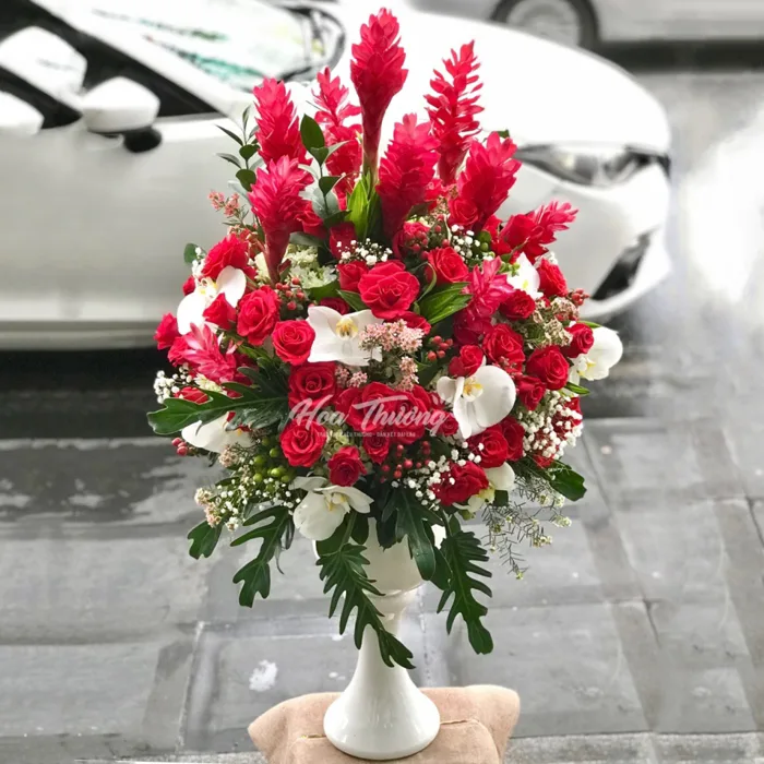 LẴNG HOA HỒNG ĐỎ CHÚC MỪNG - HẠNH PHÚC - HT-0100