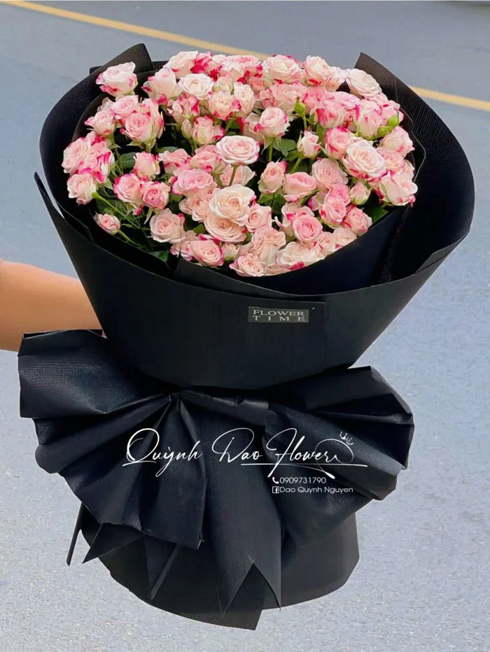 Bó Hoa Hồng Chùm Sophia – Mẫu Hoa Yêu Kiều Được Ưa Chuộng Nhất