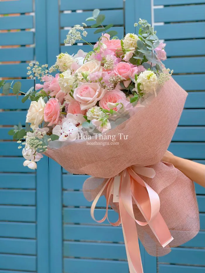 Bó hoa tông trắng hồng tặng nữ