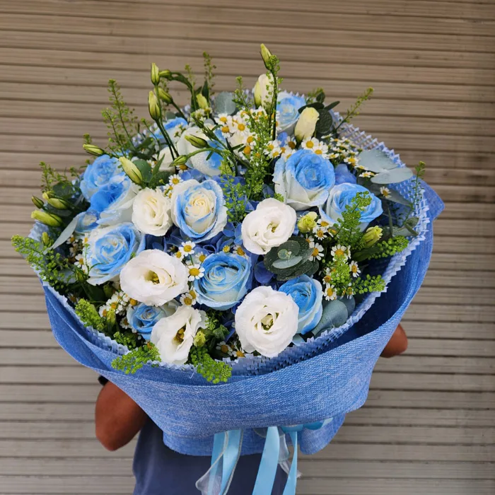 bó hoa hồng tone xanh dương
