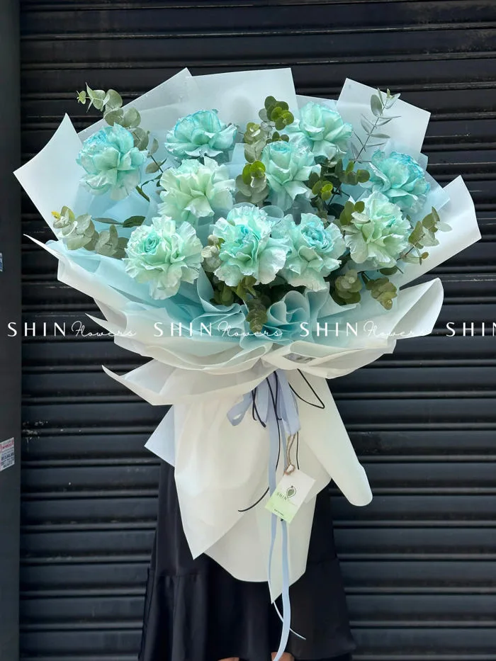 Bó 10 Hoa Hồng Xanh Nhập Ecuador Blue Sky Khổng Lồ S150 - SHIN Flowers