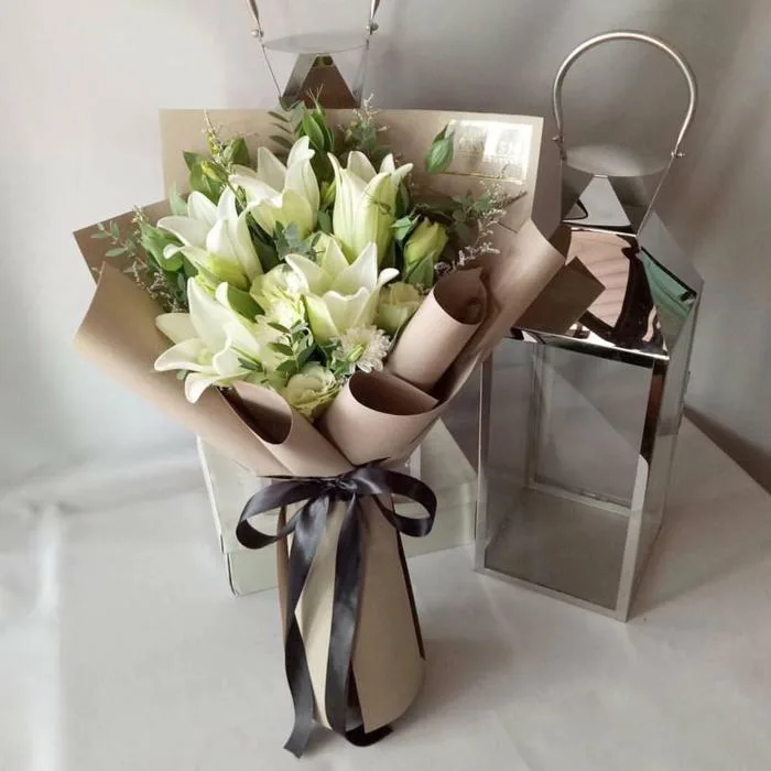 Bó hoa loa kèn trắng - Chiều Lang Thang - B32129 (Lilium longiflorum  flowers)