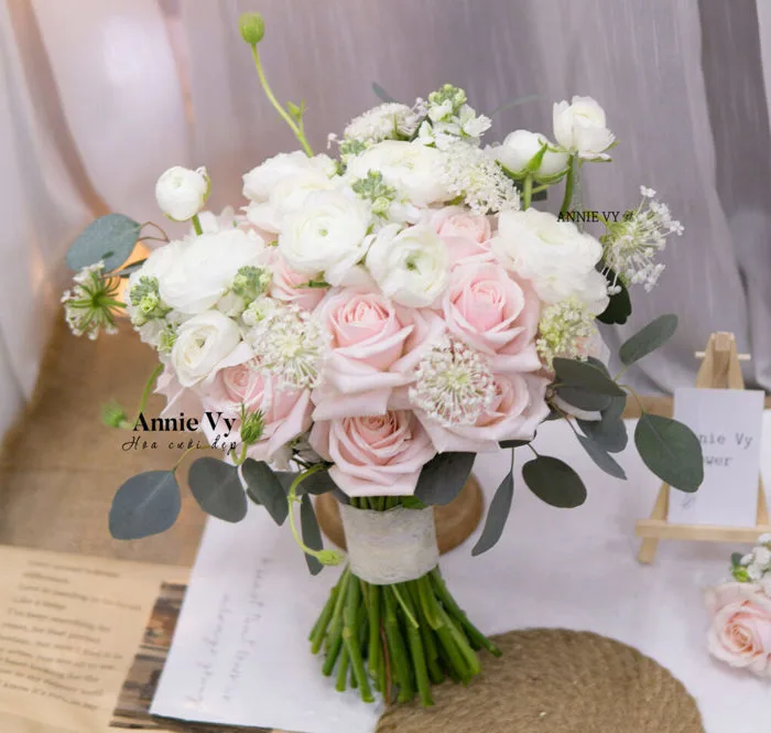 Hoa Cưới Mao Lương Trắng mix Hồng Pastel E659