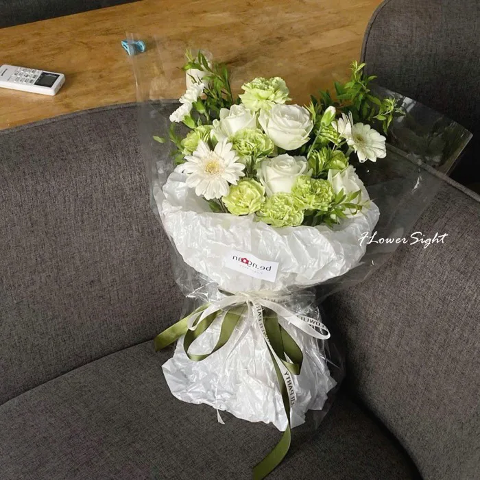Be Happy - FlowerSight - Tiệm Hoa Cẩm Chướng HCM