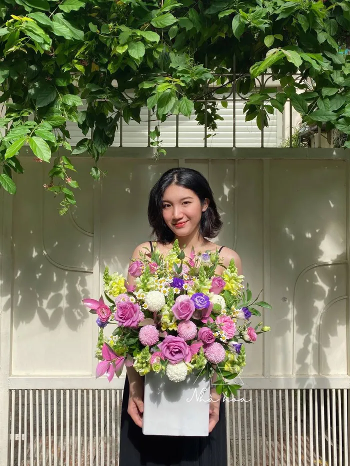 Hộp hoa hồng mix phi yến - Website Nhà Hoa