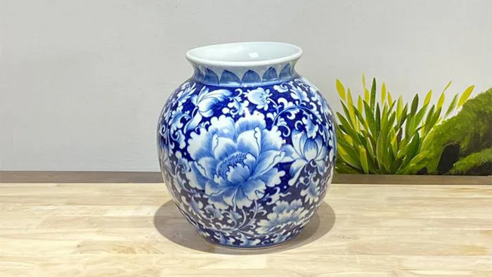 Vẻ đẹp lộng lẫy của hoạ tiết hoa Phù Dung trên các sản phẩm gốm sứ