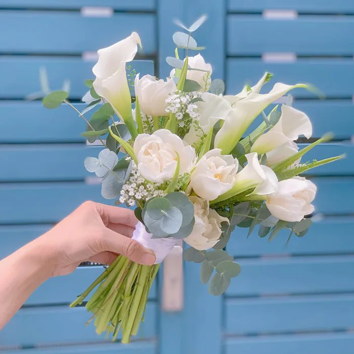 Bó Hoa cưới rum trắng