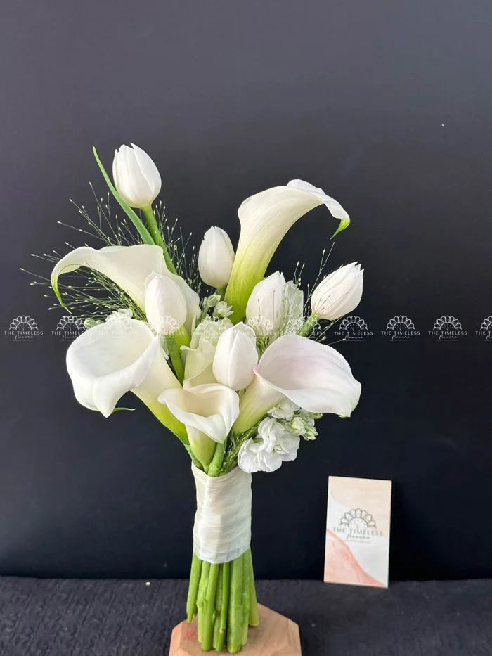 Hoa Cưới Calla Lily - Rum Hà Lan và Tulip Trắng A193 - The Time Less Flowers