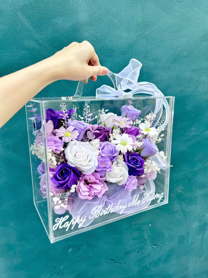 Hộp hoa sáp tím mix hoa khô - TPHCM - Shop hoa sáp đẹp Hìn Florist