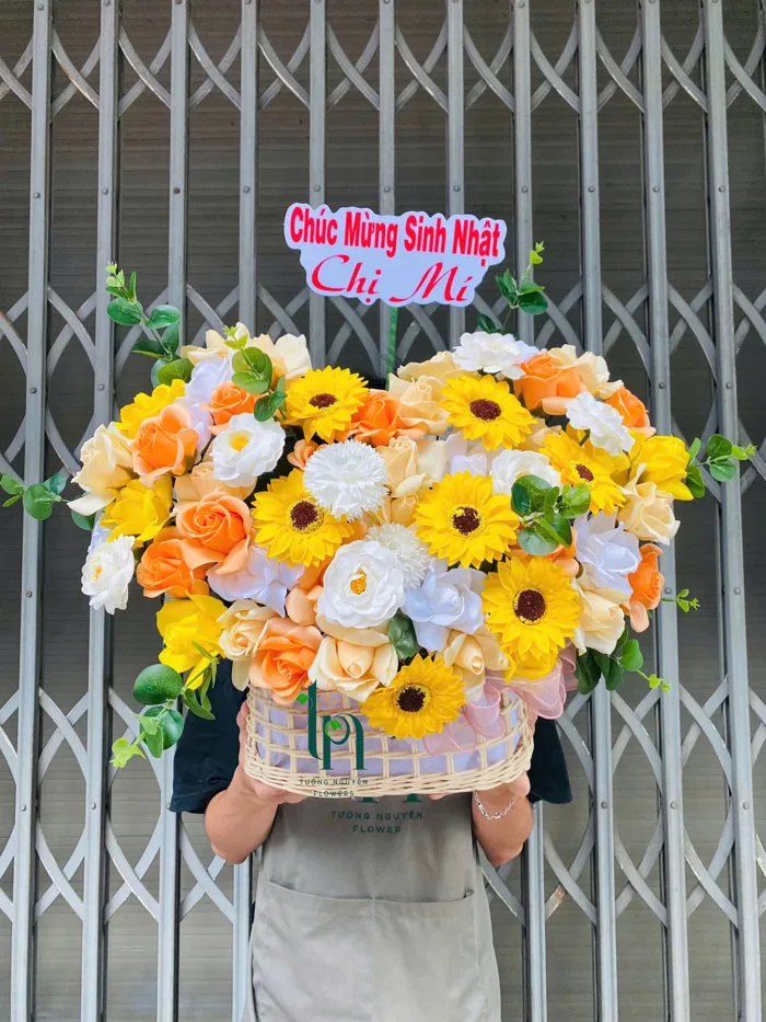 Giỏ Hoa Sáp Tone Vàng Trắng Phù Hợp Để Tặng Khai Trương MS985 - Hoa Tường  Nguyên