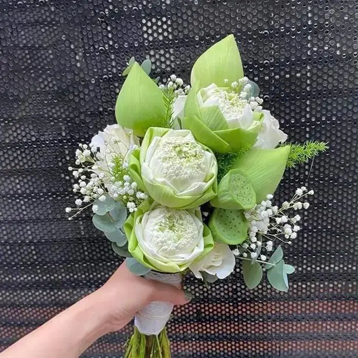 SE0007 - Hoa cưới Sen trắng đẹp phối hoa babi trắng | Siêu Thị Hoa Cưới –  Hoa Cưới Cô Dâu & Trang Trí Xe Hoa Đẹp, Giá Rẻ Tại TP.HCM