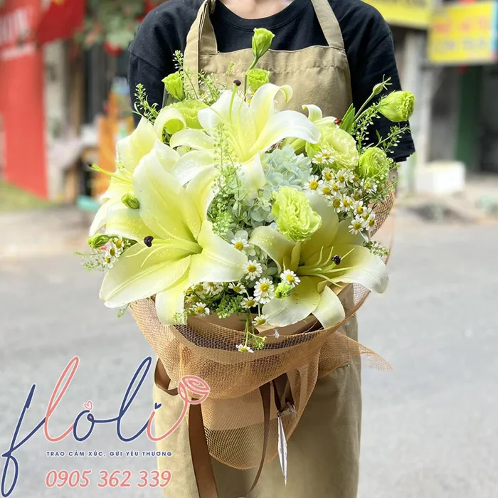 Tư vấn tặng hoa chúc mừng sinh nhật cô giáo đẹp, sang trọng, ý nghĩa - FLoLi