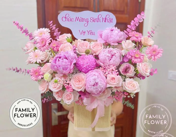 Lẵng hoa chúc mừng sinh nhật vợ yêu ở Cầu Giấy , Ba Đình , HÀ Nội . hoa