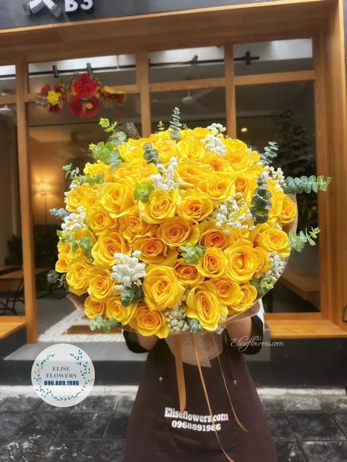 BÓ HOA HỒNG VÀNG ĐẸP. Bó hoa tặng sinh nhật bố ở quận Đống Đa - Hà Nội