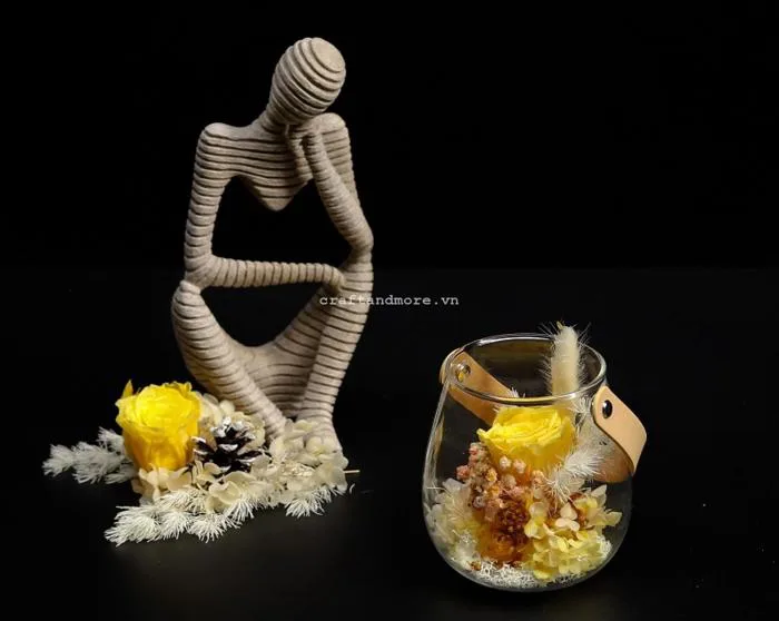 Bình hoa khô trang trí để bàn quà tặng handmade cá nhân hóa! Craft & More  Vietnam
