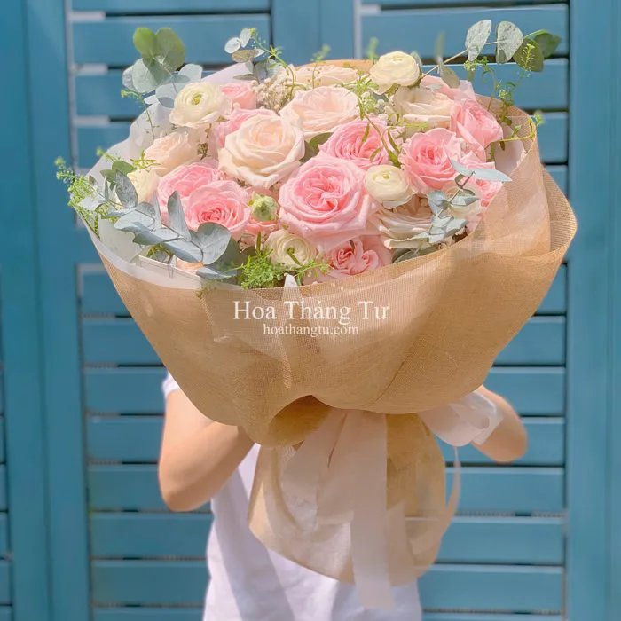 Bó hoa sinh nhật hồng nhạt mix, style tròn