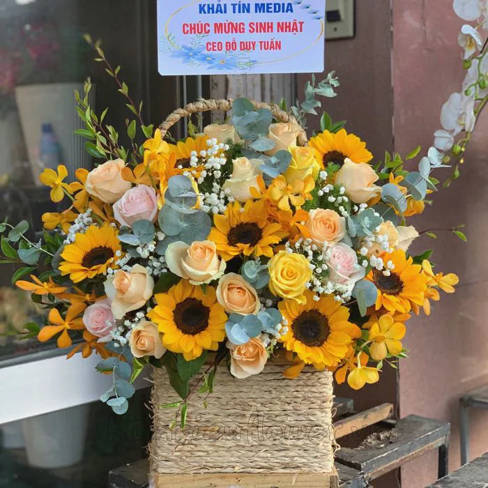 Lẵng hoa hướng dương, hoa hồng - HG184
