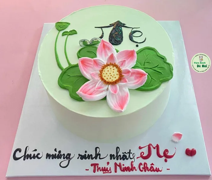 Bánh sinh nhật tặng mẹ hình hoa sen dn02 – Tiệm bánh dê núi