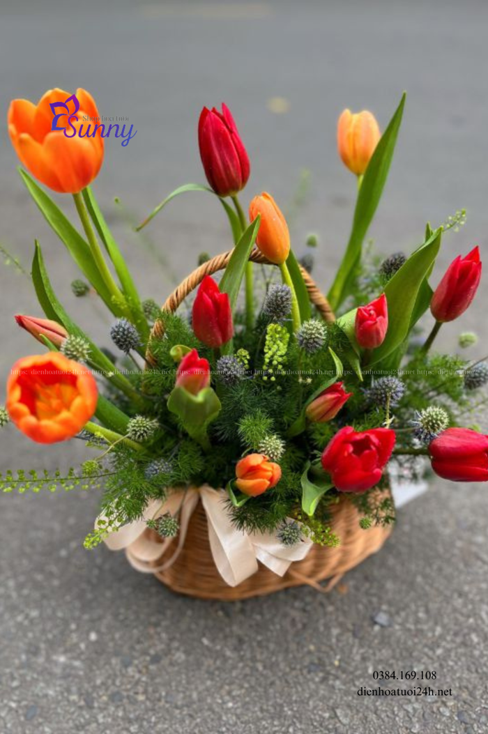 Giỏ Hoa Tulip Sắc Xuân - TL 01