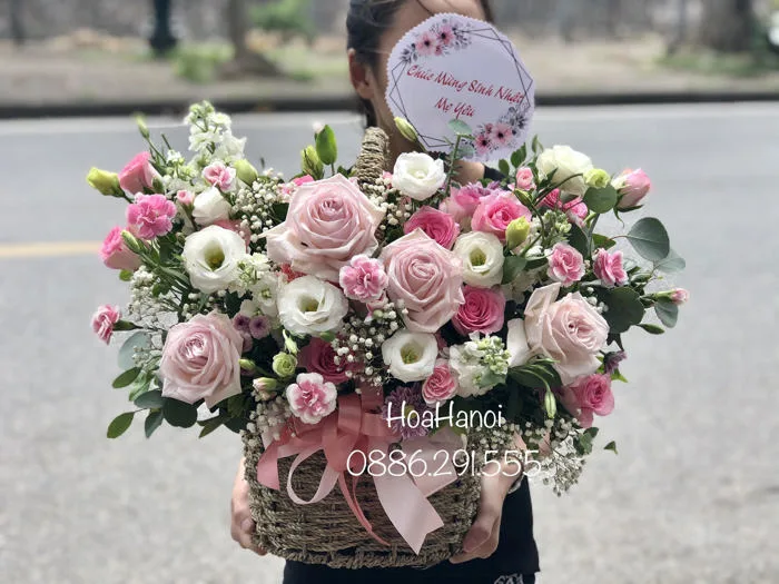 Mẫu giỏ hoa sinh nhật Mẹ đẹp nhất! Shop hoa tươi đẹp tại Hà Nội, giao hoa  nhanh trong 2h