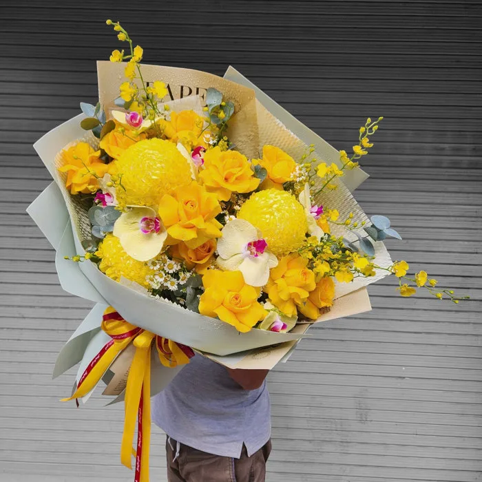 bó hoa tone vàng xinh tươi