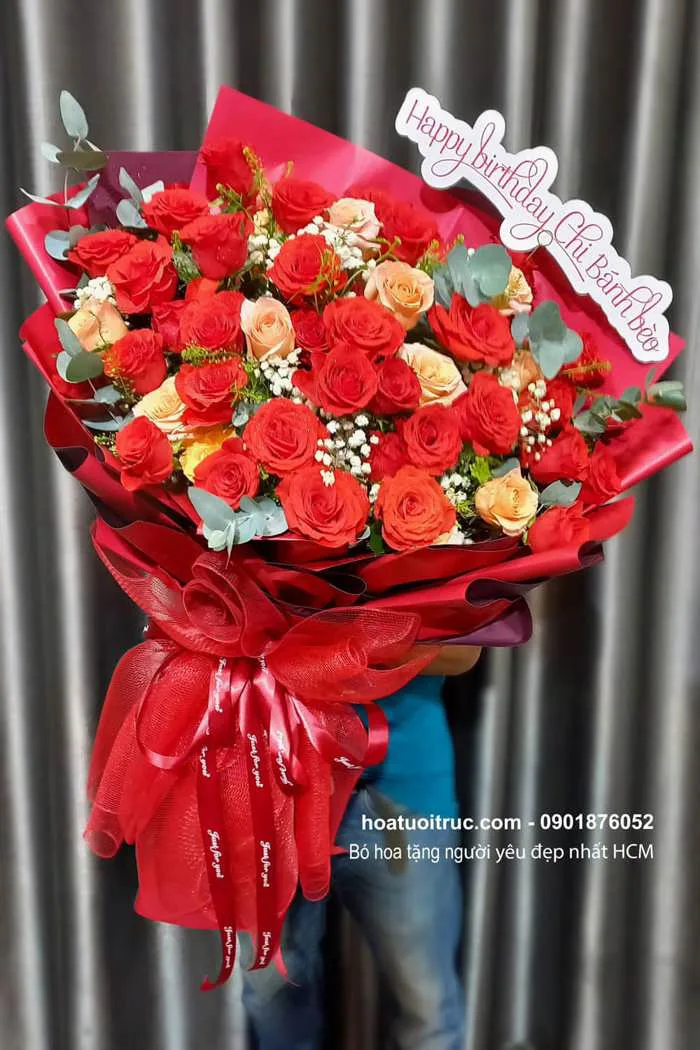 Hoa sinh nhật tone đỏ cam • Shop hoa tươi Quận 4, HCM giá rẻ