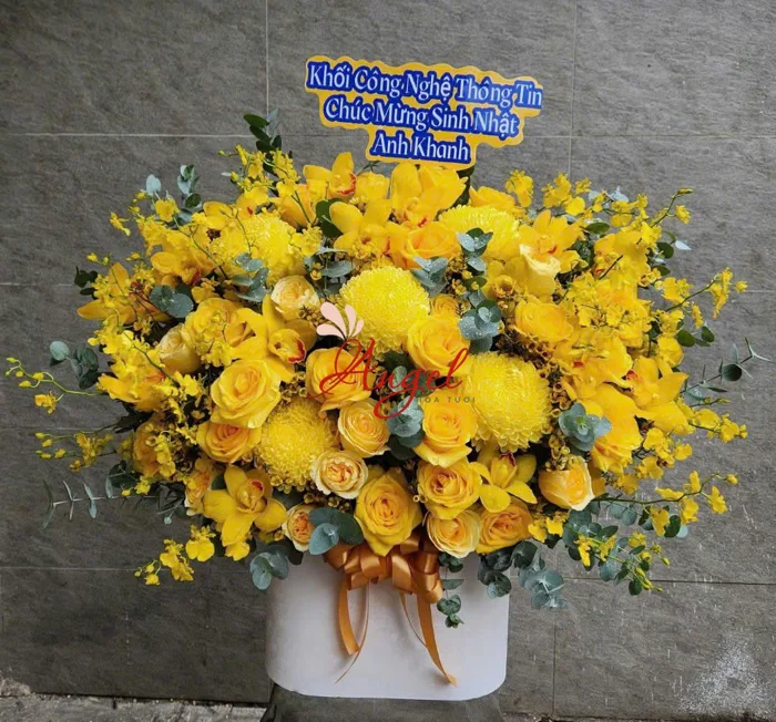 Giỏ Hoa Sinh Nhật Hoa Hồng Vàng