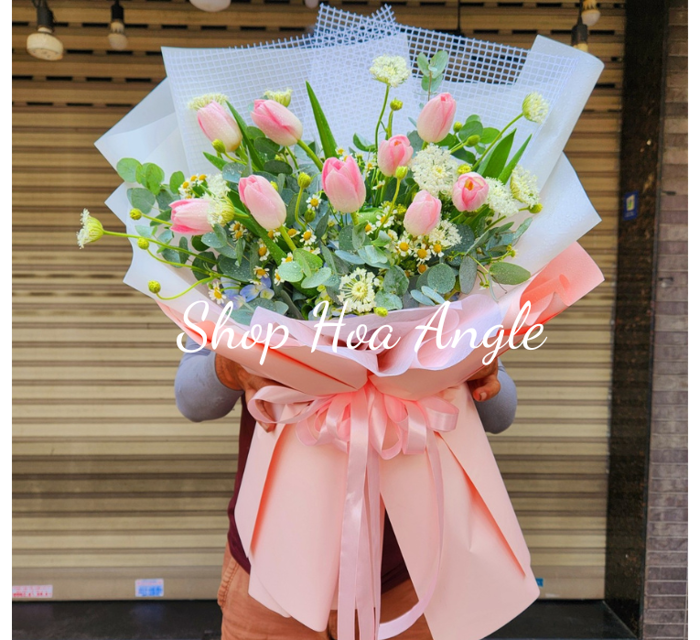 Bó Hoa Tulip Hồng Dịu Ngọt – Mẫu Hoa Sinh Nhật Đẹp, Giao Nhanh TPHCM Bó Hoa Tulip Hồng Dịu Ngọt – Mẫu Hoa Sinh Nhật Đẹp, Giao Nhanh TPHCM