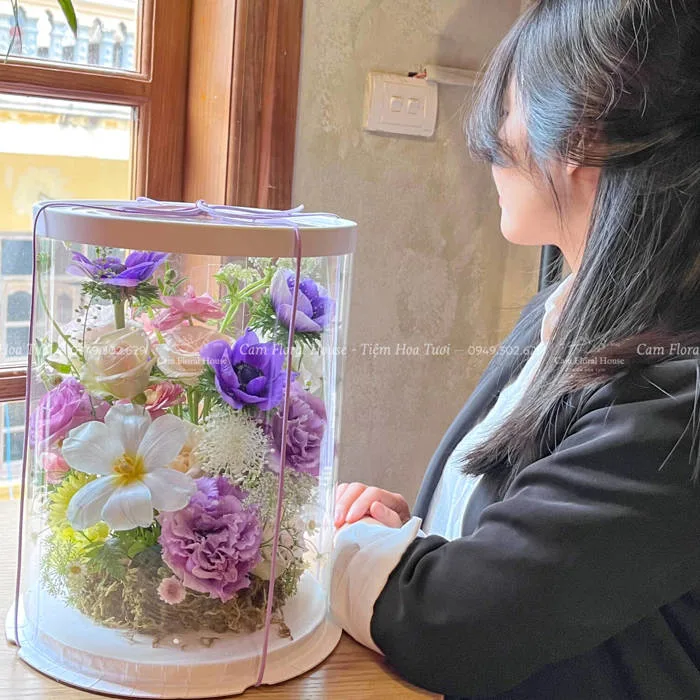 Hộp Hoa Tươi Mica Trong Suốt - Món Quà Lãng Mạn Cho Người Yêu | Cam Floral  House