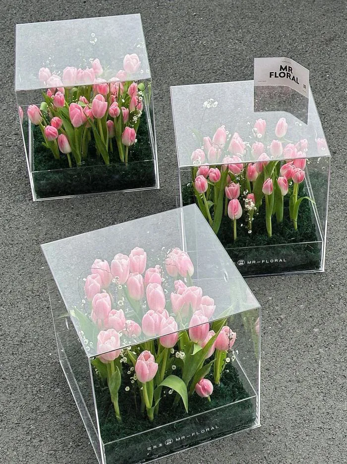 Hộp Đựng Hoa Mica Trong Suốt 24 x 24 x 24 - KCK