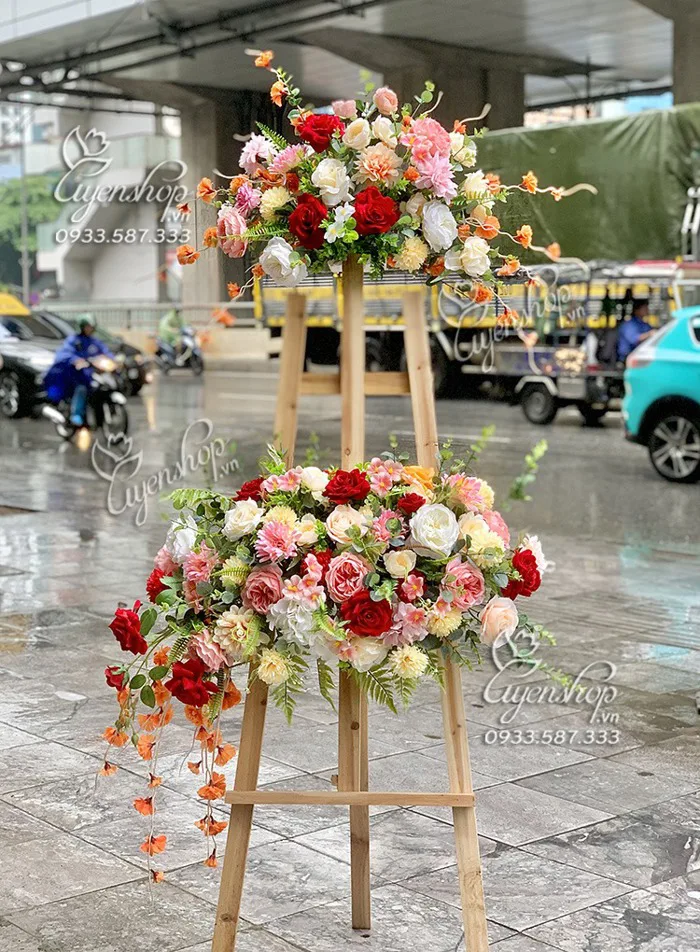 Lãng hoa chúc mừng 2 tầng | Hoa Lụa Uyên shop