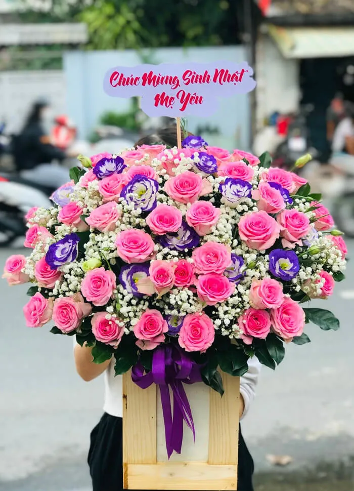 Sinh nhật mẹ chồng nên tặng hoa gì?Hướng dẫn cách chọn hoa tặng mẹ chồng  đẹp ý nghĩa